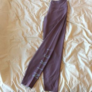 Small Nike Dry-Fit Leggings